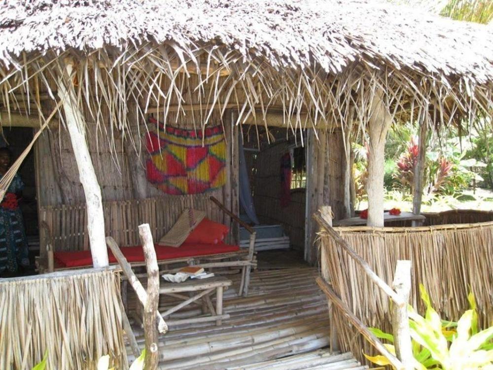 Friendly Beach Looukeureus Exterior photo