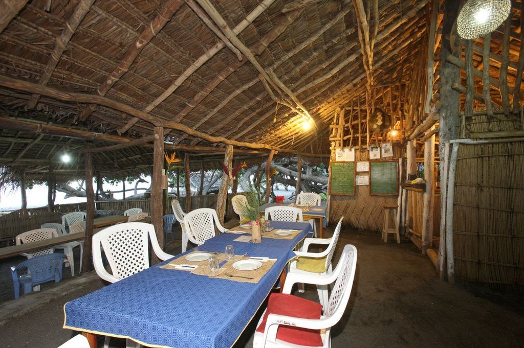Friendly Beach Looukeureus Exterior photo