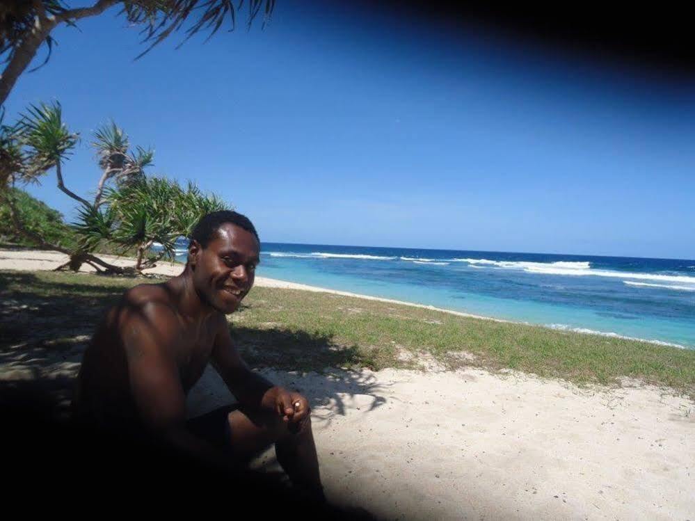 Friendly Beach Looukeureus Exterior photo